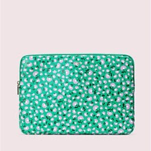 Kate Spade Sylvia Party Floral Universal Laptop Sleeve NWOT